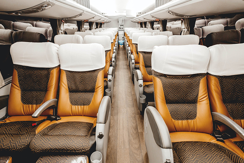 Charter bus rental in Grand Rapids